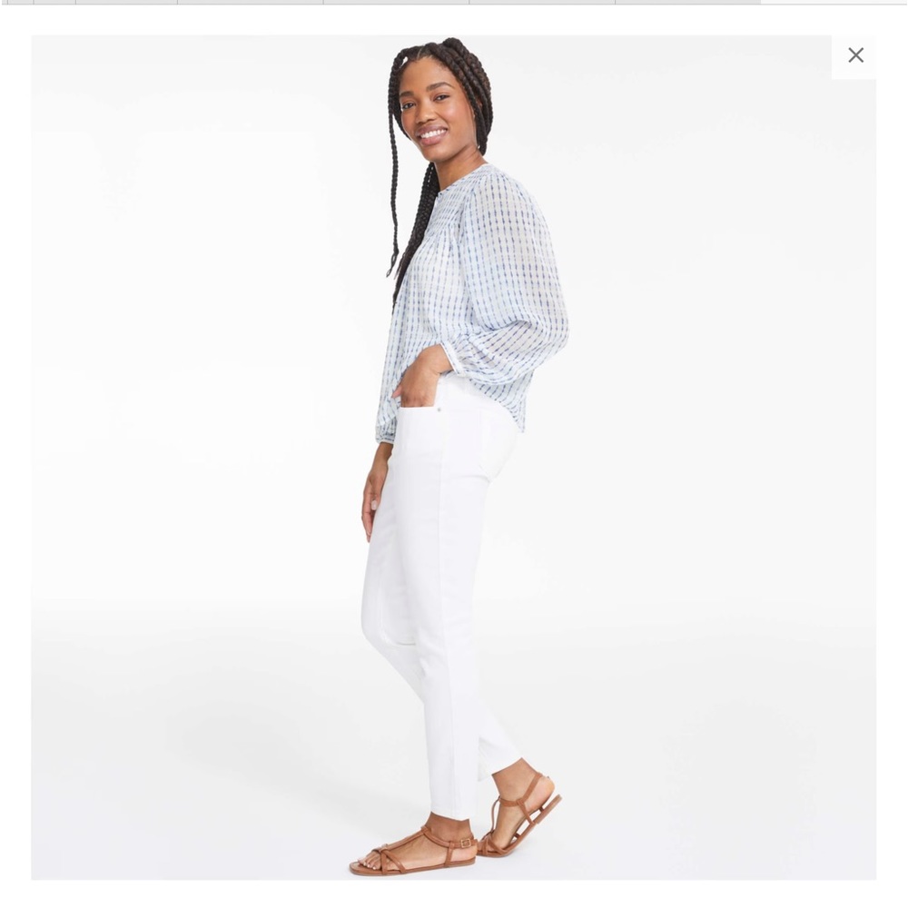White pull on jeans
